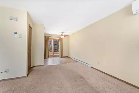 929 S West Ct #D, Appleton, WI 54915 photo 3