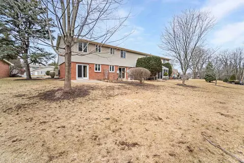 Exterior - 929 S West Ct #A, Appleton, WI 54915 photo 2 of 6