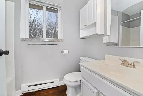 Bath - 929 S West Ct #A, Appleton, WI 54915 photo 1 of 1