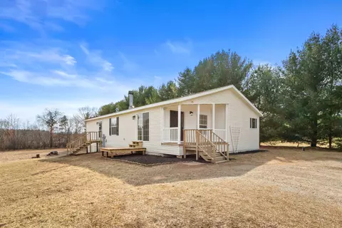 n5607 Oak Tree Acres, Princeton, WI 54968