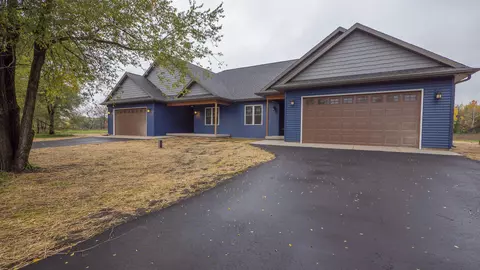 1052 E Taplin Dr, Wautoma, WI 54982