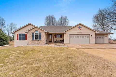 n9373 County Road D, Bear Creek, WI 54922