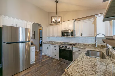 n235 Main Street, Appleton, WI 54915 photo 11