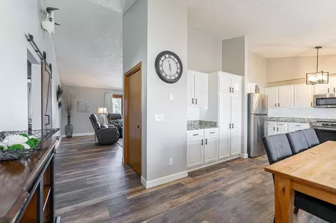n235 Main Street, Appleton, WI 54915 photo 9