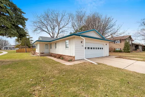 985 N Westfield St, Oshkosh, WI 54902