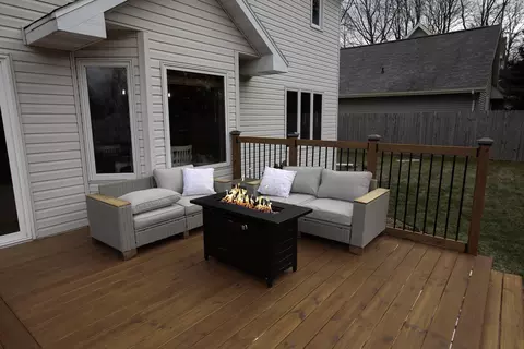 Exterior - 2417 S Matthias St, Appleton, WI 54915 photo 12 of 14