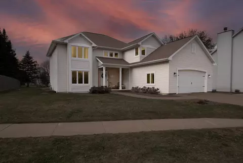 Exterior - 2417 S Matthias St, Appleton, WI 54915 photo 14 of 14