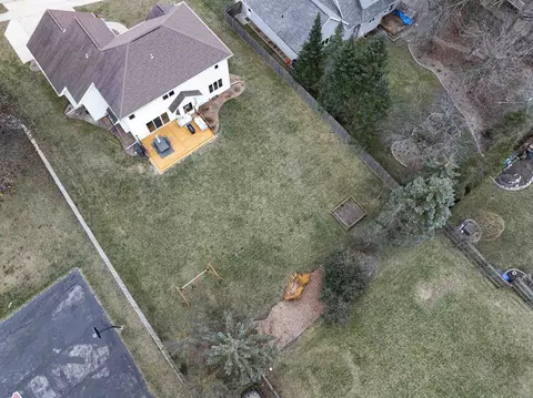 View/Area - 2417 S Matthias St, Appleton, WI 54915 photo 4 of 5