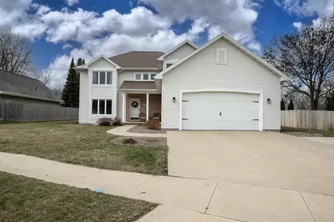 Exterior - 2417 S Matthias St, Appleton, WI 54915 photo 3 of 14