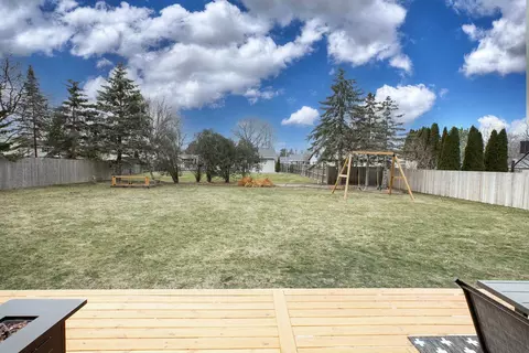 Exterior - 2417 S Matthias St, Appleton, WI 54915 photo 10 of 14