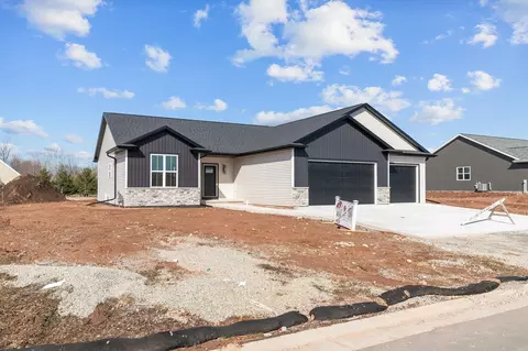 N2135 Jennifer Drive, Greenville, WI 54942