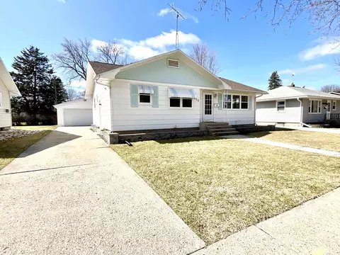 488 Taft St, Fond Du Lac, WI 54935