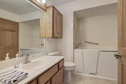 630 Stonehedge Ln #4A, Appleton, WI 54914 photo 20