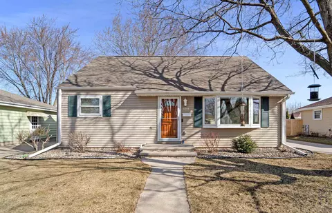 1218 W Frances St, Appleton, WI 54914
