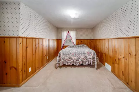 Bedroom - 1218 W Frances St, Appleton, WI 54914 photo 4 of 5