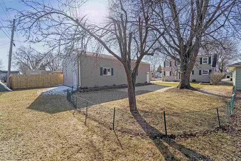 Exterior - 1218 W Frances St, Appleton, WI 54914 photo 8 of 8