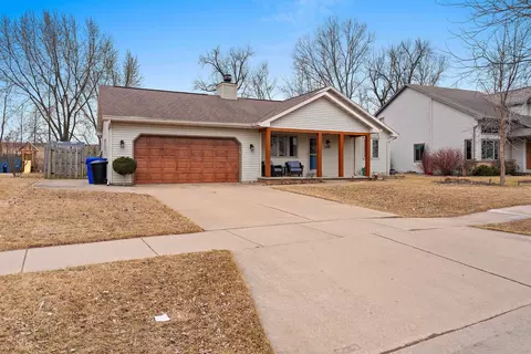 Exterior - 2837 Schaefer Cir, Appleton, WI 54915 photo 2 of 8