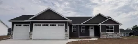 W7080 Jaclyn Lane, Greenville, WI 54942