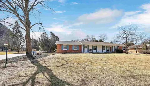 2725 Klee St, Green Bay, WI 54313