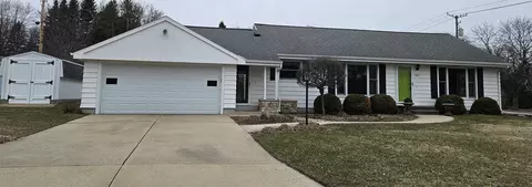 459 SW Ceresco St, Berlin, WI 54923