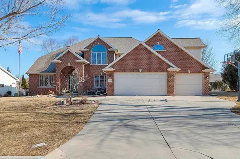 3509 Spyglass Hill Dr, Green Bay, WI 54311