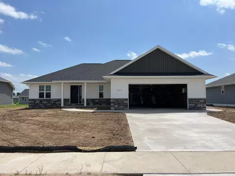 4617 Paul Ln, Green Bay, WI 54313
