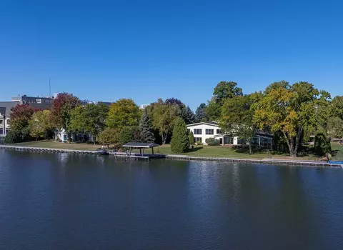 401 Clark St, Neenah, WI 54956
