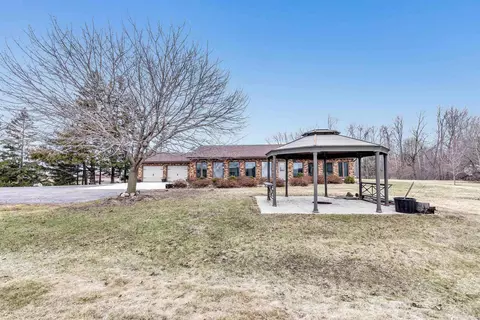 Exterior - 3237 Mill Rd, Greenleaf, WI 54126 photo 2 of 7