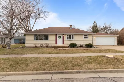 1505 N Gillett St, Appleton, WI 54914