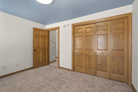 Bedroom - 927 Pinecrest Rd, Howard, WI 54313 photo 5 of 5