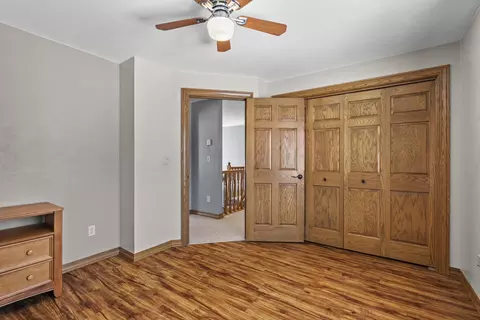 Bedroom - 927 Pinecrest Rd, Howard, WI 54313 photo 3 of 5