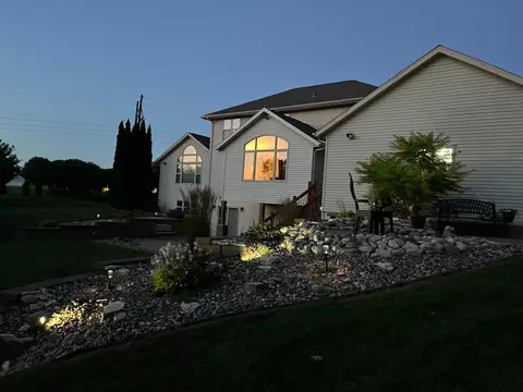 Exterior - 927 Pinecrest Rd, Howard, WI 54313 photo 12 of 14