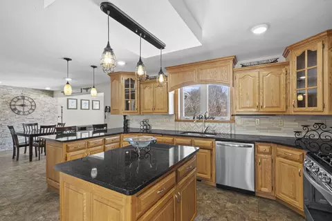 Kitchen - 927 Pinecrest Rd, Howard, WI 54313 photo 3 of 4