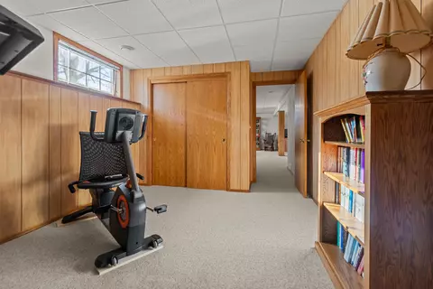 Entry Way - 208 W Wildplum Ct, Appleton, WI 54913 photo 1 of 1