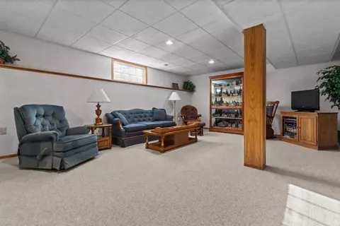 Other - 208 W Wildplum Ct, Appleton, WI 54913 photo 8 of 12