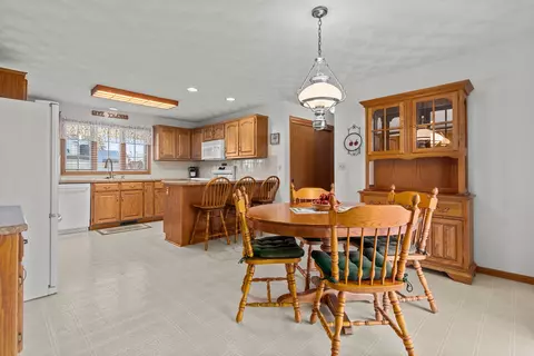 Other - 208 W Wildplum Ct, Appleton, WI 54913 photo 4 of 12