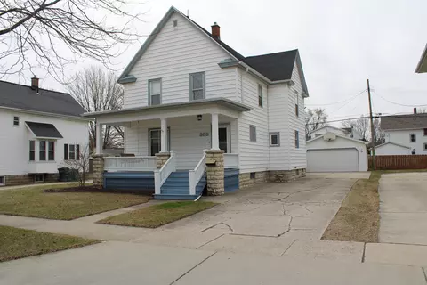358 E 2nd St, Fond Du Lac, WI 54935