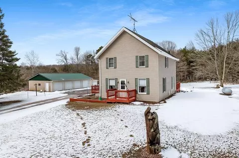 13457 Mccomb Lake Rd, Mountain, WI 54149