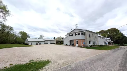 17611 Matznick Rd, Kiel, WI 53042