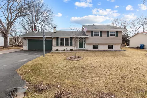 1045 Goss Ave, Menasha, WI 54952