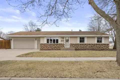 2630 N Birchwood Ave, Appleton, WI 54914