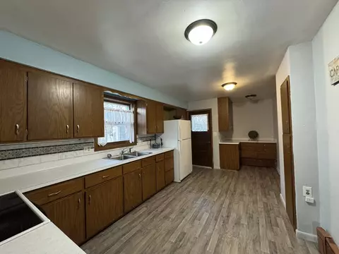 Kitchen - 152 Spring St, Berlin, WI 54923 photo 3 of 3
