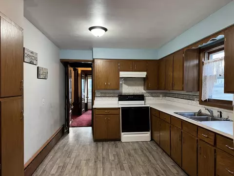 Kitchen - 152 Spring St, Berlin, WI 54923 photo 1 of 3
