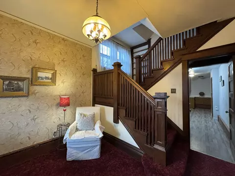 Entry Way - 152 Spring St, Berlin, WI 54923 photo 2 of 7