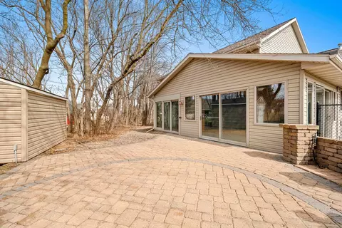 Exterior - w2525 Clover Downs Court, Appleton, WI 54915 photo 13 of 20