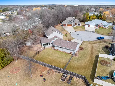 View/Area - w2525 Clover Downs Court, Appleton, WI 54915 photo 10 of 11
