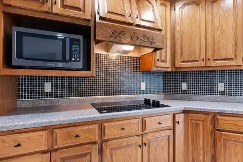 Kitchen - w2525 Clover Downs Court, Appleton, WI 54915 photo 5 of 5