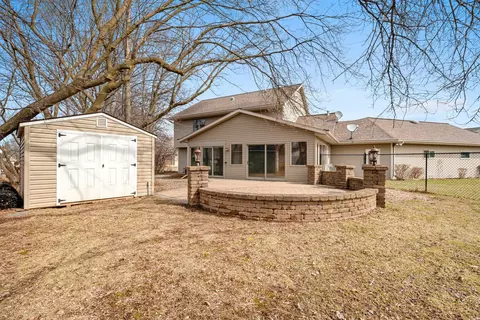 Exterior - w2525 Clover Downs Court, Appleton, WI 54915 photo 14 of 20