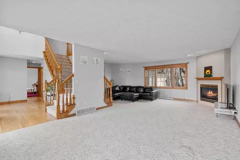 Living - w2525 Clover Downs Court, Appleton, WI 54915 photo 4 of 4