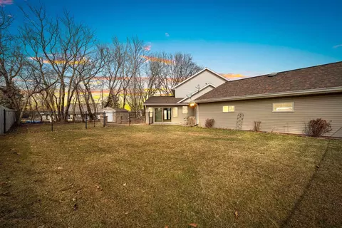 Exterior - w2525 Clover Downs Court, Appleton, WI 54915 photo 16 of 20